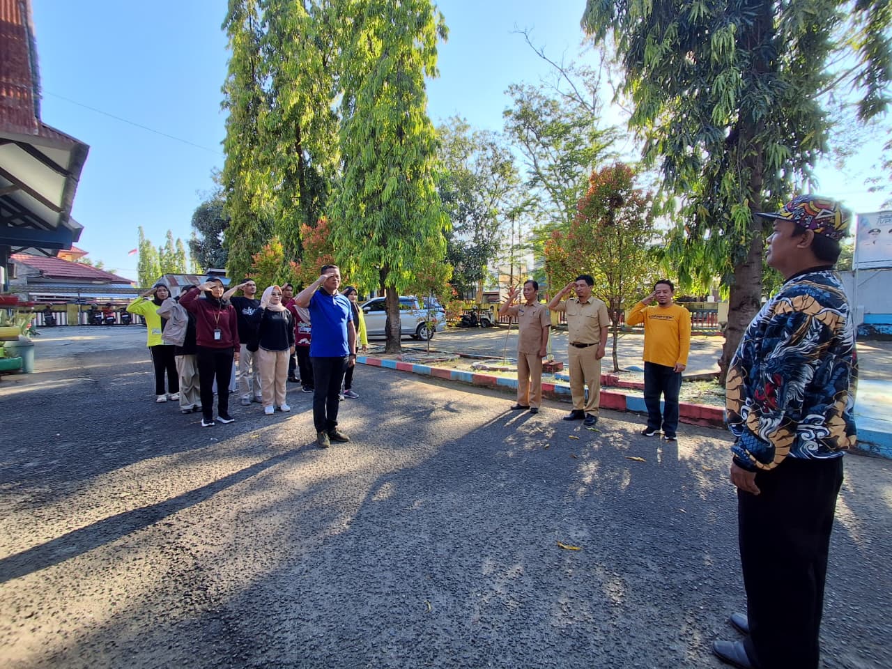 foto Apel Pagi dan Kerja Bakti Warnai Aktivitas ASN DPMPTSP Pinrang Awal Pekan